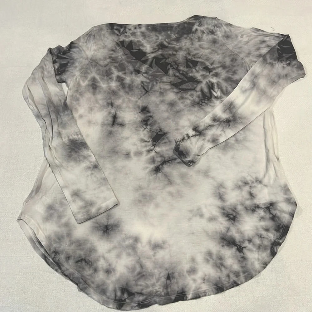 American Eagle, soft and sexy tee - Picture 3 of 4